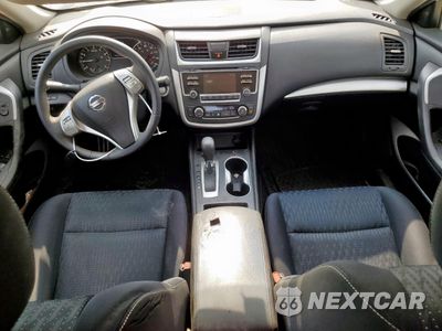 Zdjęcie 8 z 12 samochodu: 2016 NISSAN ALTIMA 2.5 VIN:1N4AL3AP4GC167100 - miniatura