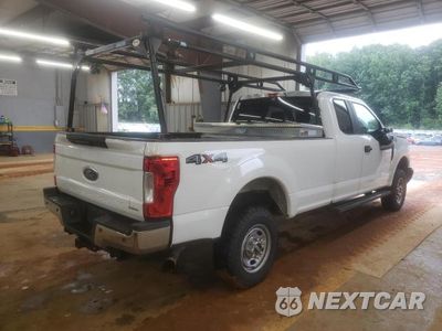 Trzecie zdjęcie samochodu z tyłu: 2019 FORD F250 SUPER DUTY VIN:1FT7X2B67KEF82403 - miniatura