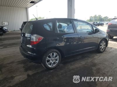 Trzecie zdjęcie samochodu z tyłu: 2013 HONDA FIT VIN:JHMGE8H36DC059747 - miniatura