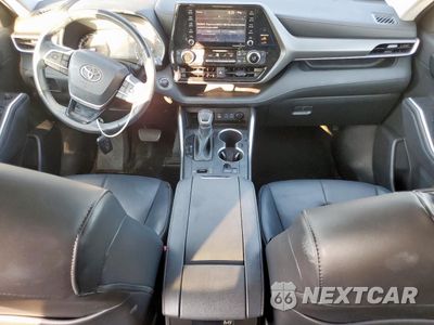 Zdjęcie 8 z 17 samochodu: 2022 TOYOTA HIGHLANDER XLE VIN:5TDGZRAH6NS539434 - miniatura
