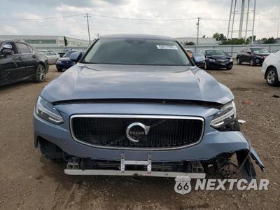 Piąte zdjęcie samochodu w środku: 2017 VOLVO S90 T6 MOMENTUM VIN:YV1A22MK2H1014956 - miniatura