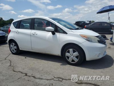 Czwarte zdjęcie samochodu z boku: 2016 NISSAN VERSA NOTE S VIN:3N1CE2CP2GL357246 - miniatura