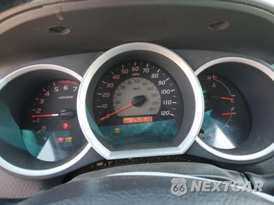Zdjęcie 9 z 15 samochodu: 2008 TOYOTA TACOMA VIN:5TENX22N18Z583275 - miniatura