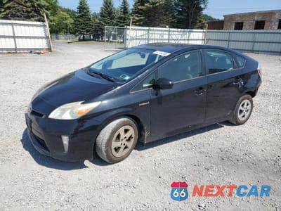 2013 TOYOTA PRIUS JTDKN3DU8D5565193 - główne zdjęcie licytacji z USA - miniatura