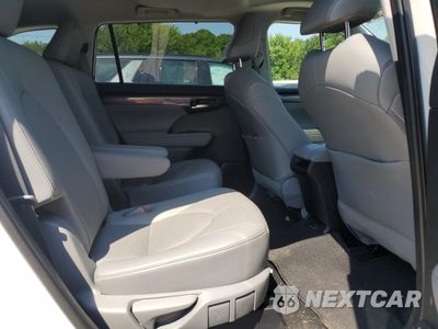 Zdjęcie 11 z 14 samochodu: 2021 TOYOTA HIGHLANDER LIMITED VIN:5TDYZRAH5MS533904 - miniatura