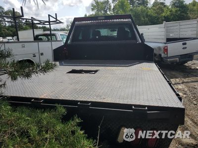 Zdjęcie 6 z 12 samochodu: 2021 CHEVROLET SILVERADO K3500 VIN:1GC4YSEY2MF293973 - miniatura