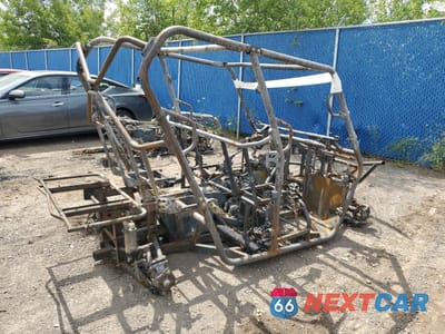 Czwarte zdjęcie samochodu z boku: 2021 KAWASAKI TERYX4 800 FI EPS LE 4X4 VIN:JKBRTCG10MB525350 - miniatura