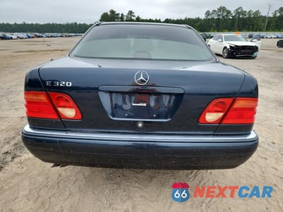 Zdjęcie 6 z 13 samochodu: 1996 MERCEDES-BENZ E 320 VIN:WDBJF55FXTJ004888 - miniatura