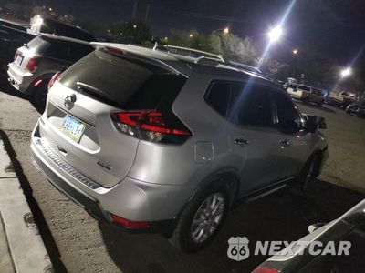 Trzecie zdjęcie samochodu z tyłu: 2019 NISSAN ROGUE S VIN:KNMAT2MT1KP541872 - miniatura