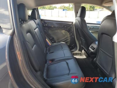 Zdjęcie 11 z 14 samochodu: 2023 TESLA MODEL Y VIN:7SAYGDEE1PA192096 - miniatura