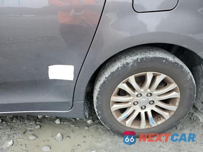 Zdjęcie 13 z 14 samochodu: 2012 TOYOTA SIENNA XLE VIN:5TDYK3DC2CS245368 - miniatura