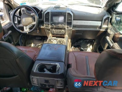 Zdjęcie 8 z 13 samochodu: 2019 FORD F350 SUPER DUTY VIN:1FT8W3BT0KEG22422 - miniatura