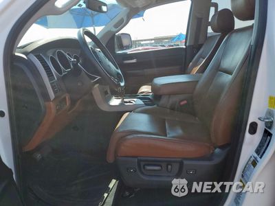 Zdjęcie 7 z 13 samochodu: 2011 TOYOTA TUNDRA CREWMAX LIMITED VIN:5TFHW5F16BX167276 - miniatura