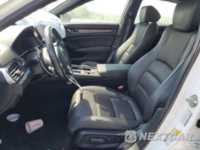 Zdjęcie 7 z 12 samochodu: 2020 HONDA ACCORD SPORT VIN:1HGCV1F38LA000561 - miniatura