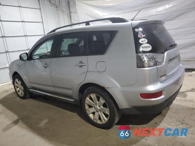 Drugie zdjęcie samochodu z przodu: 2011 MITSUBISHI OUTLANDER SE VIN:JA4JT3AW6BU015916 - miniatura