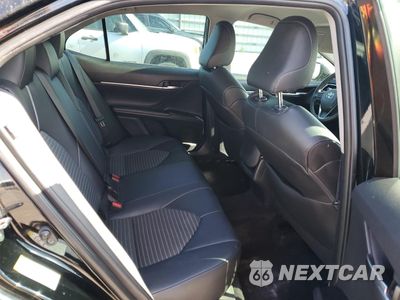 Zdjęcie 10 z 12 samochodu: 2018 TOYOTA CAMRY L VIN:4T1B11HK2JU580990 - miniatura