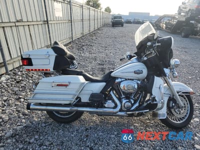 2013 HARLEY-DAVIDSON FLHTCU ULTRA CLASSIC ELECTRA GLIDE 1HD1FCM12DB634104 - główne zdjęcie licytacji z USA - miniatura