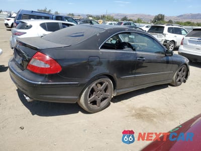Piąte zdjęcie samochodu w środku: 2007 MERCEDES-BENZ CLK 550 VIN:WDBTJ72HX7F209841 - miniatura