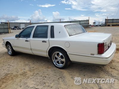 Drugie zdjęcie samochodu z przodu: 1996 LINCOLN TOWN CAR SIGNATURE VIN:1LNLM82W8TY720942 - miniatura
