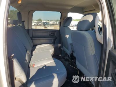 Zdjęcie 10 z 15 samochodu: 2017 RAM 3500 ST VIN:3C63R3GL2HG597025 - miniatura