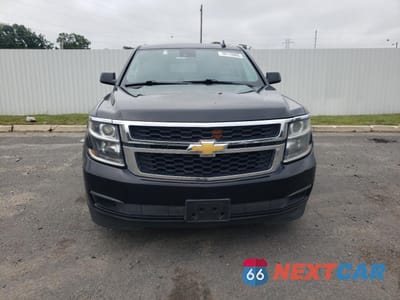 Piąte zdjęcie samochodu w środku: 2020 CHEVROLET SUBURBAN K1500 LT VIN:1GNSKHKC3LR302849 - miniatura
