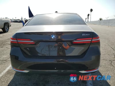 Zdjęcie 6 z 15 samochodu: 2025 BMW 530 I VIN:WBA43FJ03SCT45595 - miniatura