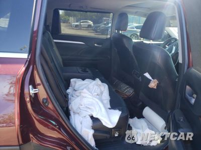 Zdjęcie 11 z 13 samochodu: 2018 TOYOTA HIGHLANDER SE VIN:5TDKZRFH9JS242719 - miniatura