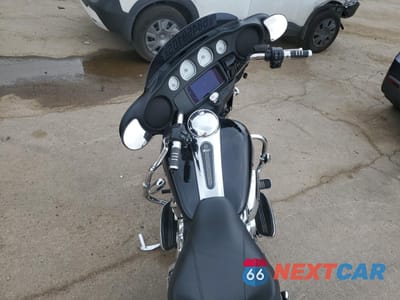 Zdjęcie 6 z 9 samochodu: 2022 HARLEY-DAVIDSON FLHX VIN:1HD1KBC13NB633715 - miniatura