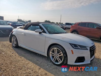 Czwarte zdjęcie samochodu z boku: 2019 AUDI TT VIN:TRUTECFV7K1002981 - miniatura