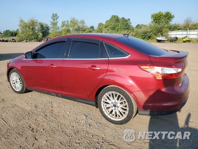 Drugie zdjęcie samochodu z przodu: 2014 FORD FOCUS TITANIUM VIN:1FADP3J22EL181712 - miniatura