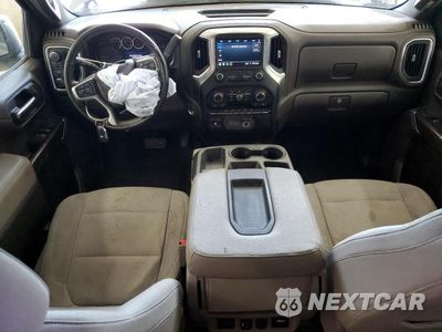 Zdjęcie 8 z 12 samochodu: 2019 CHEVROLET SILVERADO K1500 LT VIN:1GCUYDED0KZ166420 - miniatura
