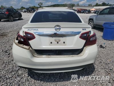 Zdjęcie 6 z 14 samochodu: 2017 NISSAN ALTIMA 2.5 VIN:1N4AL3AP1HN349553 - miniatura