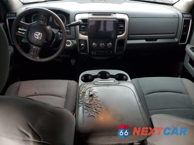 Zdjęcie 8 z 14 samochodu: 2013 RAM 2500 SLT VIN:3C6UR5JLXDG549405 - miniatura