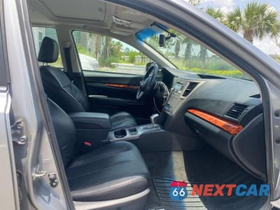 Piąte zdjęcie samochodu w środku: 2011 SUBARU LEGACY VIN:4S3BMBK67B3256566 - miniatura