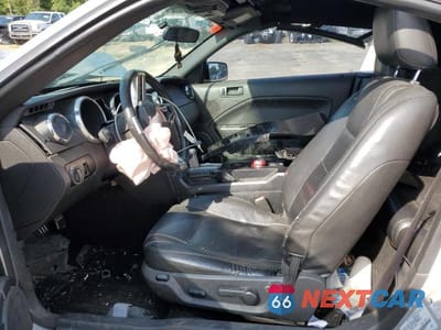 Zdjęcie 7 z 12 samochodu: 2005 FORD MUSTANG VIN:1ZVFT84N055228514 - miniatura