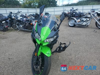 Drugie zdjęcie samochodu z przodu: 2024 KAWASAKI EX650 P VIN:ML5EXEP19RDAC7662 - miniatura