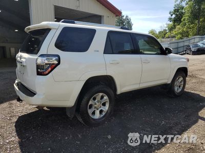 Trzecie zdjęcie samochodu z tyłu: 2019 TOYOTA 4RUNNER SR5/SR5 PREMIUM VIN:JTEBU5JR9K5682708 - miniatura