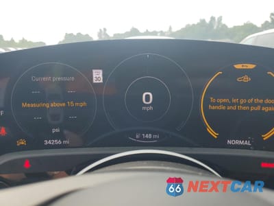 Zdjęcie 9 z 13 samochodu: 2021 PORSCHE TAYCAN 4S VIN:WP0AB2Y1XMSA43359 - miniatura