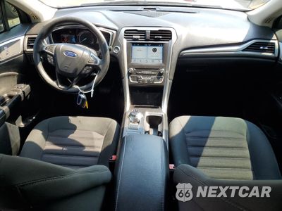 Zdjęcie 8 z 12 samochodu: 2017 FORD FUSION SE VIN:3FA6P0H78HR195595 - miniatura