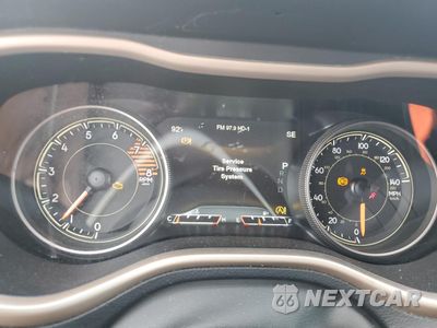 Zdjęcie 9 z 14 samochodu: 2017 JEEP CHEROKEE LIMITED VIN:1C4PJLDS1HW547439 - miniatura