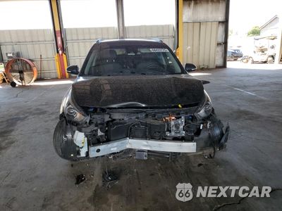 Piąte zdjęcie samochodu w środku: 2022 KIA NIRO S VIN:KNDCC3LG8N5159115 - miniatura