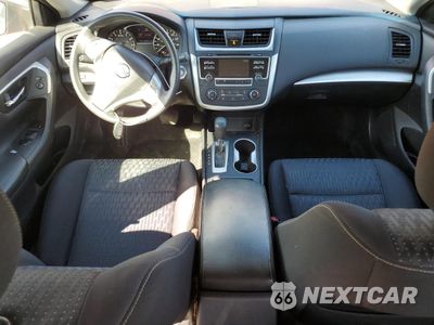 Zdjęcie 8 z 12 samochodu: 2016 NISSAN ALTIMA 2.5 VIN:1N4AL3AP1GC169709 - miniatura