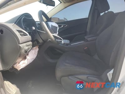 Zdjęcie 7 z 12 samochodu: 2015 CHRYSLER 200 LIMITED VIN:1C3CCCAB8FN654587 - miniatura