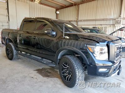 Czwarte zdjęcie samochodu z boku: 2021 NISSAN TITAN SV VIN:1N6AA1ED3MN502722 - miniatura