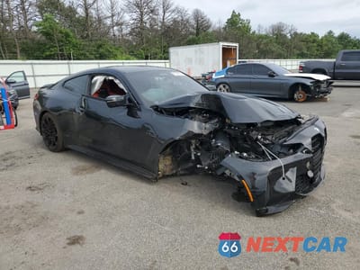 Czwarte zdjęcie samochodu z boku: 2025 BMW M4 COMPETITION VIN:WBS33HK02SCU19428 - miniatura