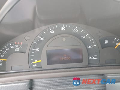 Zdjęcie 9 z 13 samochodu: 2003 MERCEDES-BENZ C 320 VIN:WDBRF64J43F389821 - miniatura