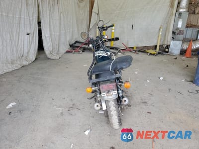 Czwarte zdjęcie samochodu z boku: 1983 KAWASAKI KZ750 K VIN:JKAKZDK18DA002410 - miniatura
