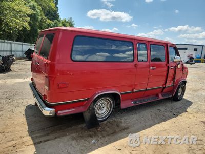 Trzecie zdjęcie samochodu z tyłu: 1993 CHEVROLET G20 VIN:1GNEG25H5PF353327 - miniatura