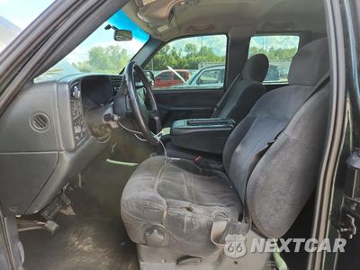 Zdjęcie 7 z 13 samochodu: 2001 CHEVROLET SILVERADO K2500 HEAVY DUTY VIN:1GCHK29131E300933 - miniatura