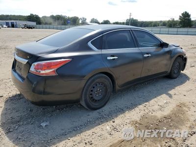 Trzecie zdjęcie samochodu z tyłu: 2015 NISSAN ALTIMA 2.5 VIN:1N4AL3AP9FC103875 - miniatura